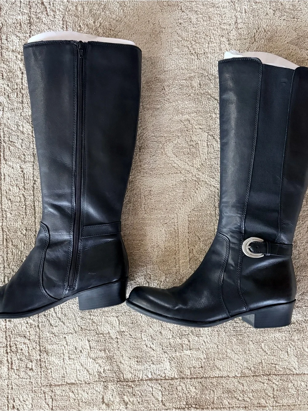 Naturalizer classic black